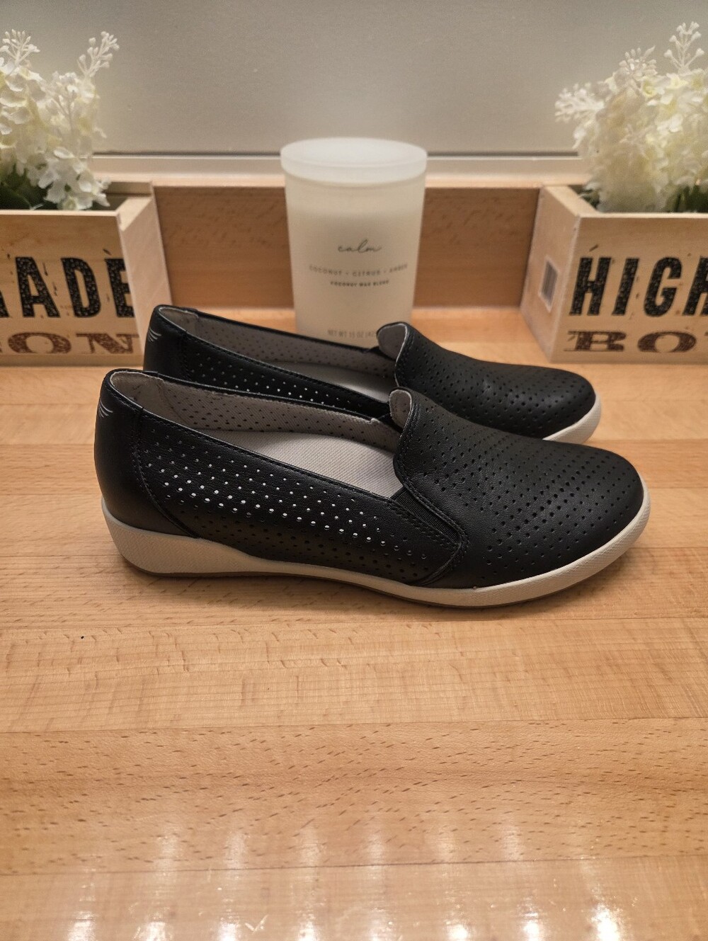 Dansko Odina Black Perforated Leather Slip-On Casual Sneakers Women's Size EU 37